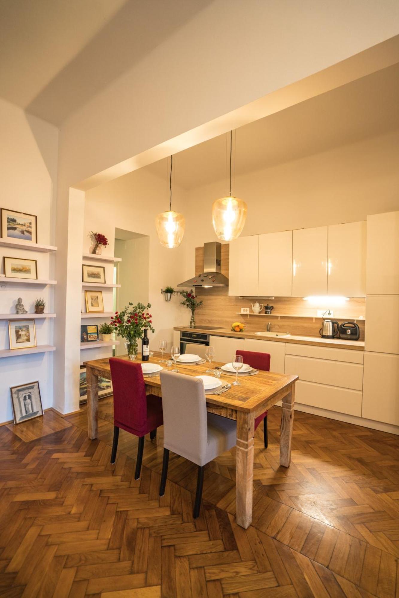 Apartman Iris Zagreb Exterior photo